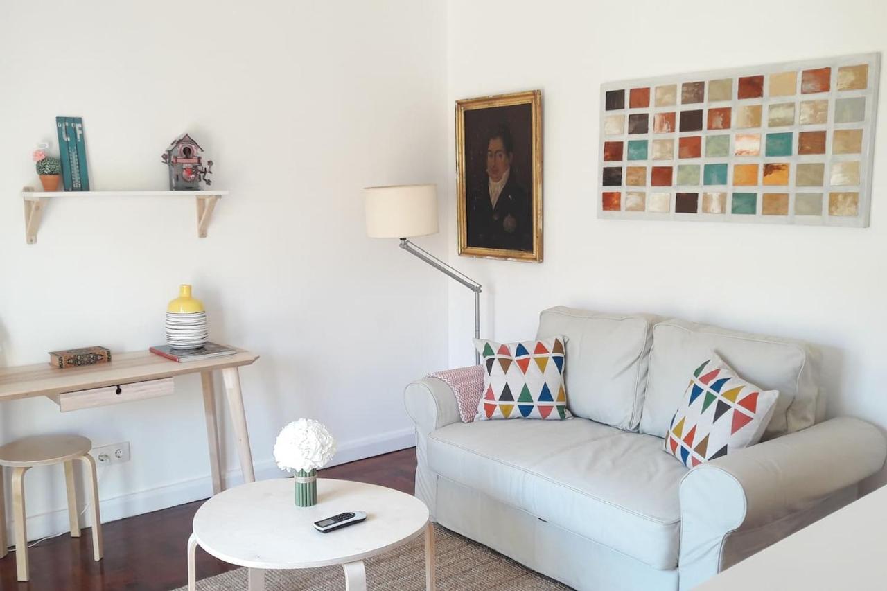 Modern Cosy Flat With Terrace In Campo De Ourique. Lisboa Exterior foto
