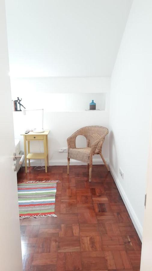 Modern Cosy Flat With Terrace In Campo De Ourique. Lisboa Exterior foto