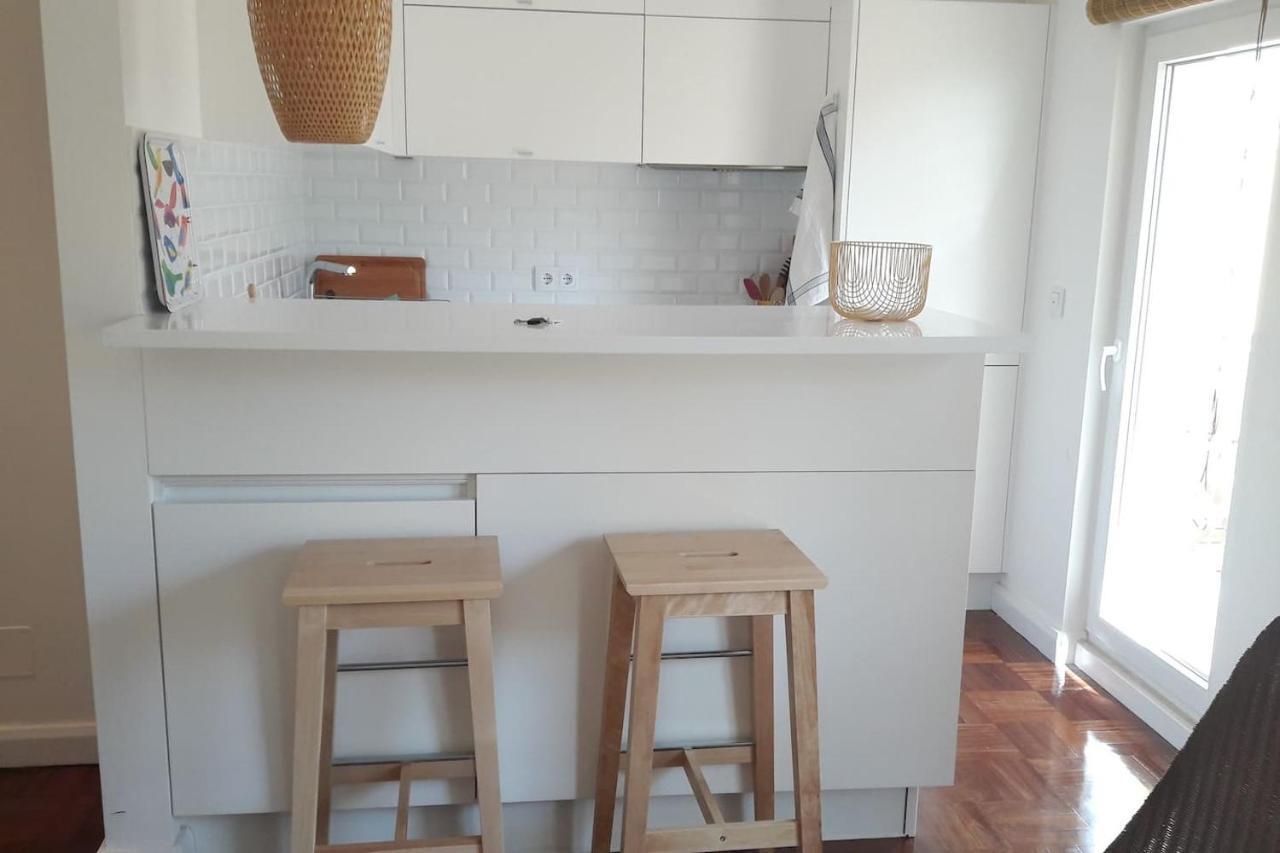 Modern Cosy Flat With Terrace In Campo De Ourique. Lisboa Exterior foto