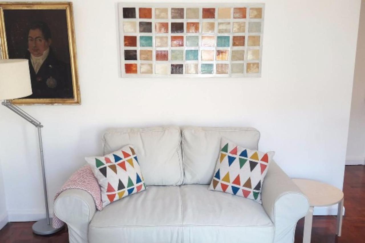 Modern Cosy Flat With Terrace In Campo De Ourique. Lisboa Exterior foto