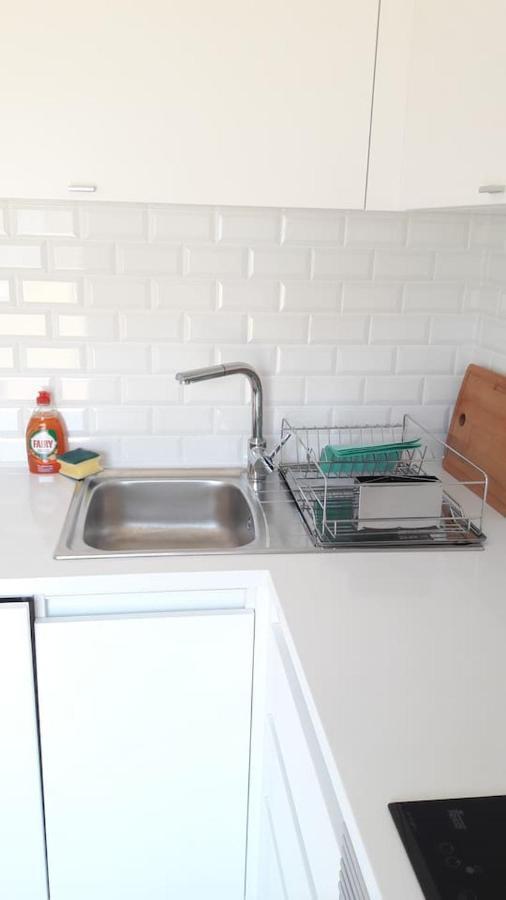 Modern Cosy Flat With Terrace In Campo De Ourique. Lisboa Exterior foto